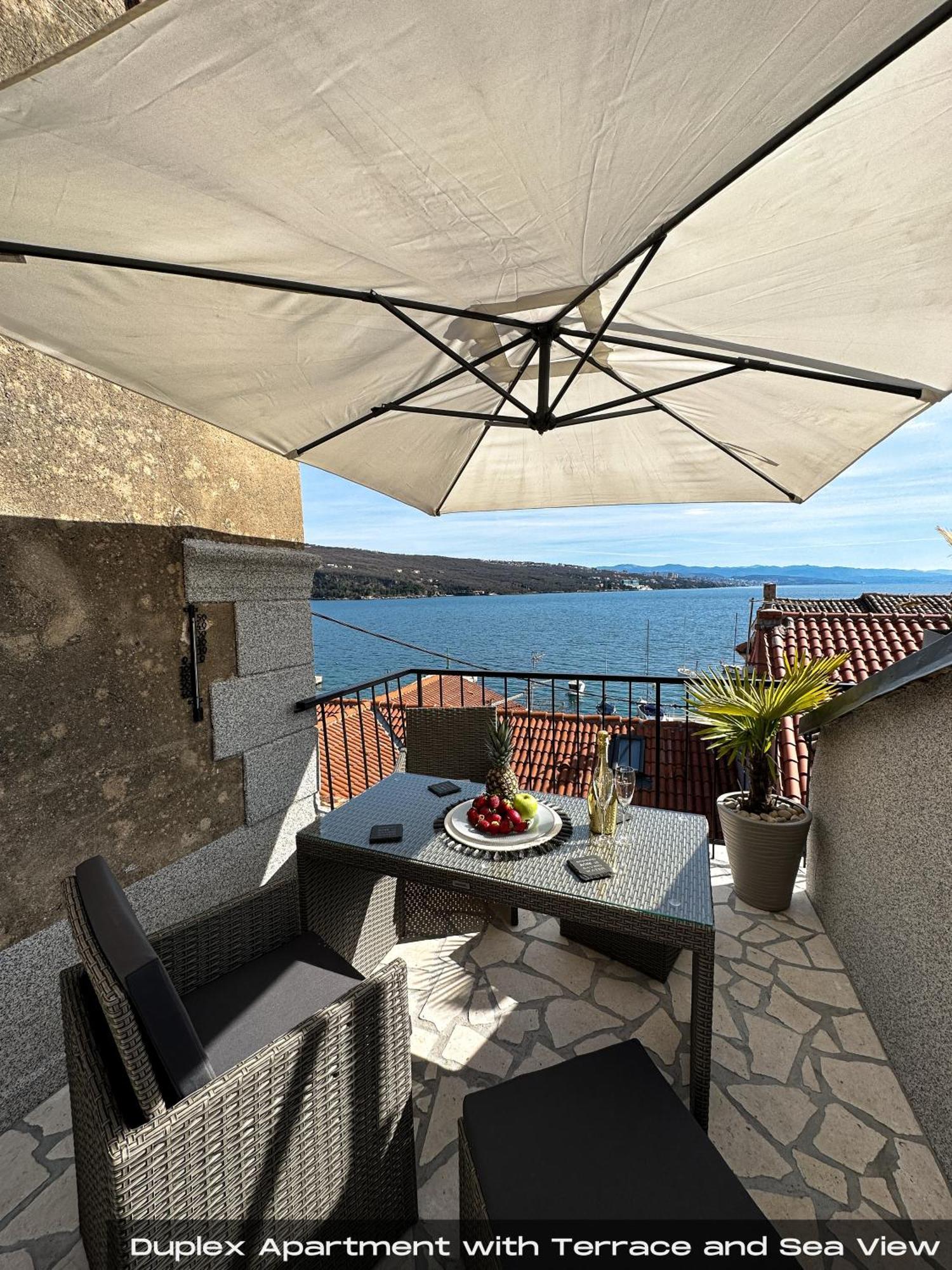Villa Volos , Free Private Parking Опатия Экстерьер фото